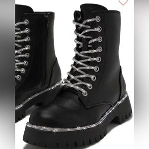 Miss Lola Combat Boots in Black; Size: 8